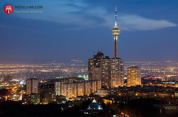 عکس برج میلاد در شب