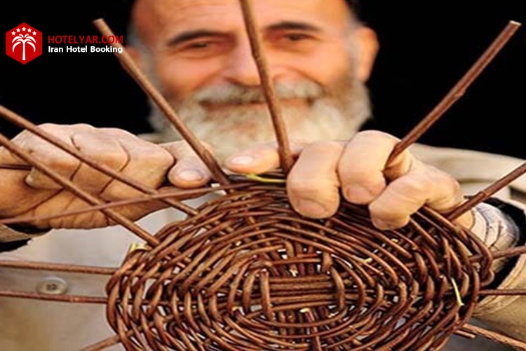 ارغوان بافی در شاندیز