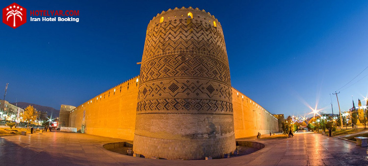 ارگ کریم خان شیراز که به صورت کج در زاویه 30 درجه بنا شده