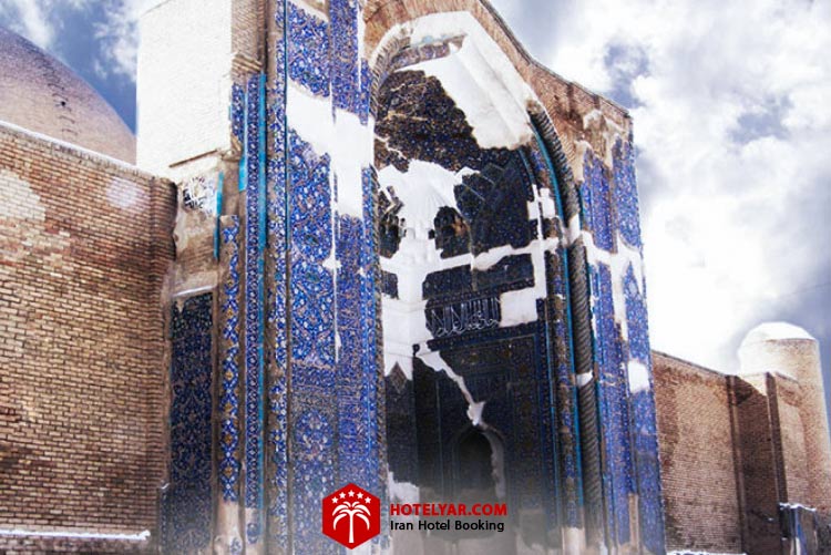 بنا مسجد فیروزه ای تبریز
