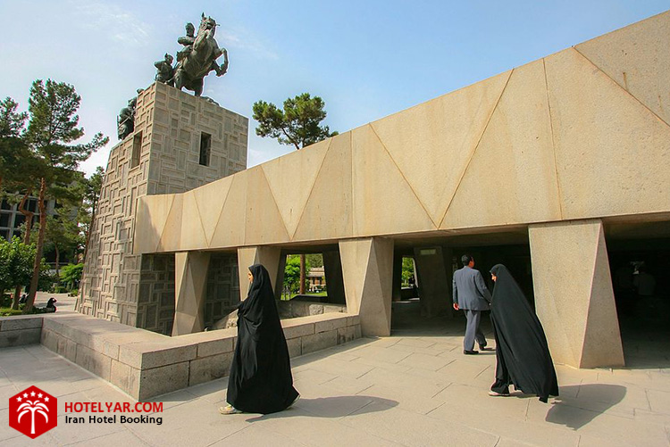باغ موزه نادری